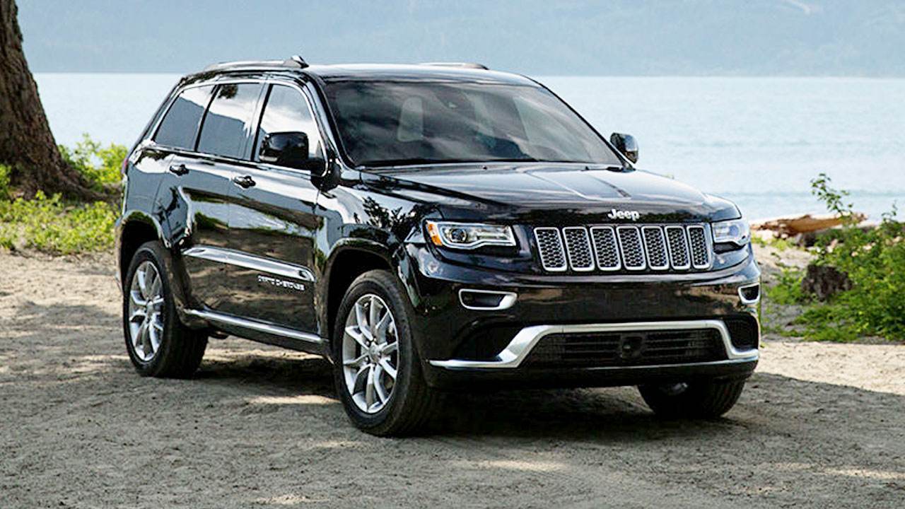 Jeep2016款大切諾基發(fā)生燃油泄漏 緊急被召回！-鋒巢網(wǎng)
