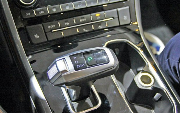 全新哈弗H8最大賣點(diǎn)：功率增大油耗卻降低 5月中旬正式上市-鋒巢網(wǎng)