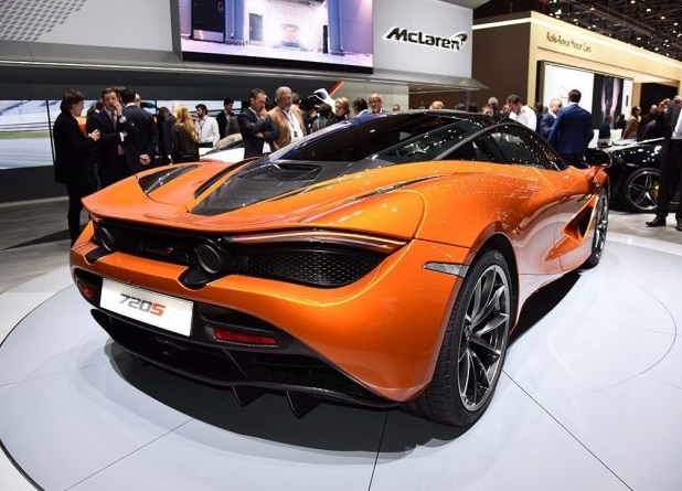 全新旗艦跑車 邁凱輪720S現(xiàn)已上市 405.4萬元起售-鋒巢網(wǎng)