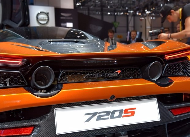 全新旗艦跑車 邁凱輪720S現(xiàn)已上市 405.4萬元起售-鋒巢網(wǎng)