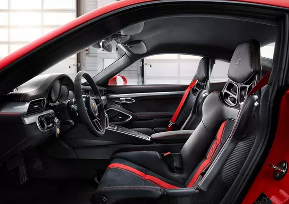 保時(shí)捷新911 GT3“地獄”跑出7分12秒07圈速 嚇煞眾人-鋒巢網(wǎng)