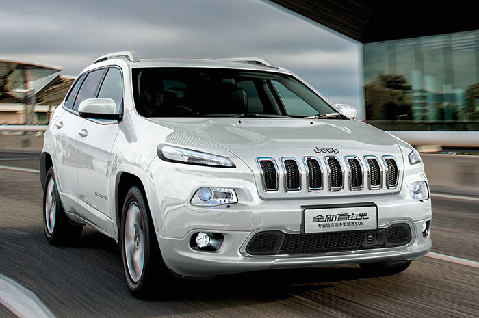 2017全新Jeep自由光 優(yōu)越上市；與它一起看世界-鋒巢網(wǎng)