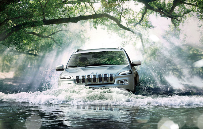 2017全新Jeep自由光 優(yōu)越上市；與它一起看世界-鋒巢網(wǎng)