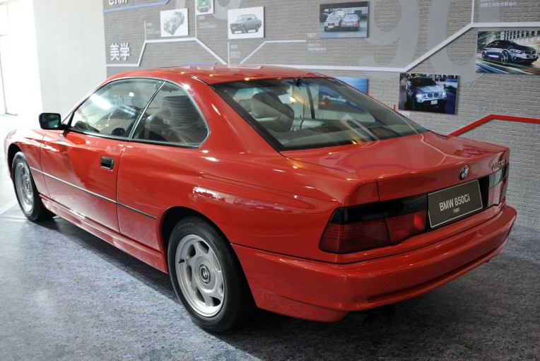 王者歸來:新寶馬8系概念預告圖公布 即將回歸！-鋒巢網(wǎng)