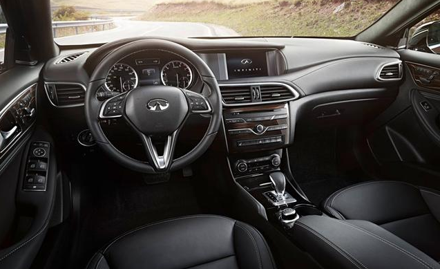 潛能者覺(jué)醒：國(guó)產(chǎn)英菲尼迪QX30L加長(zhǎng)版 或?qū)⒚髂晟鲜?鋒巢網(wǎng)