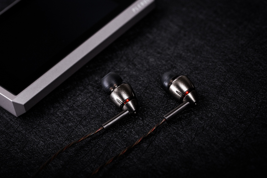 讓聲音變得更加完美：四單元旗艦首發(fā)，1MORE開啟“芯”時(shí)代-鋒巢網(wǎng)