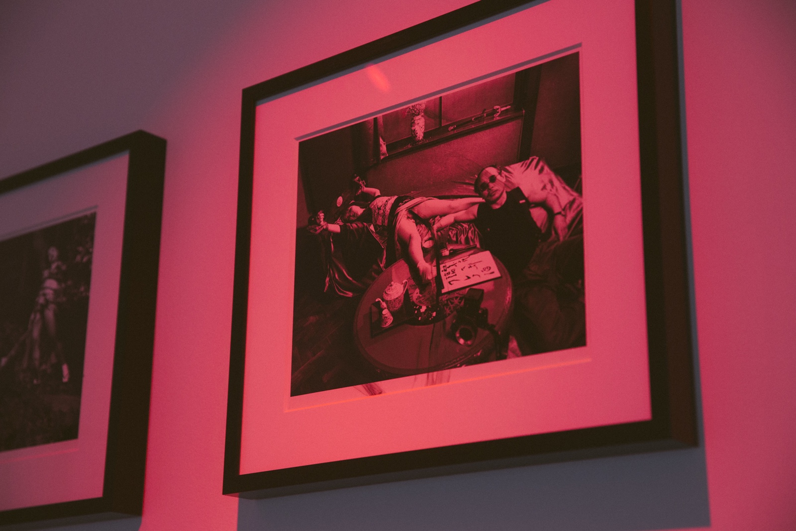 走進荒木經(jīng)惟，香港歷來最大型的攝影作品展-鋒巢網(wǎng)