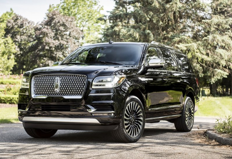 全新林肯領航員加長版官圖發(fā)布:隨自己喜好而定的黑金剛-鋒巢網(wǎng)