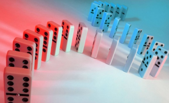 樂視危局多米諾全清單-鋒巢網(wǎng)