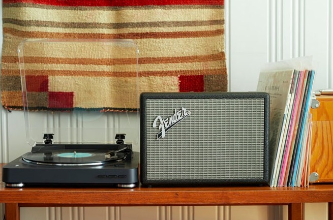 經(jīng)典吉他品牌Fender：藍(lán)牙音箱正式登場(chǎng)-鋒巢網(wǎng)