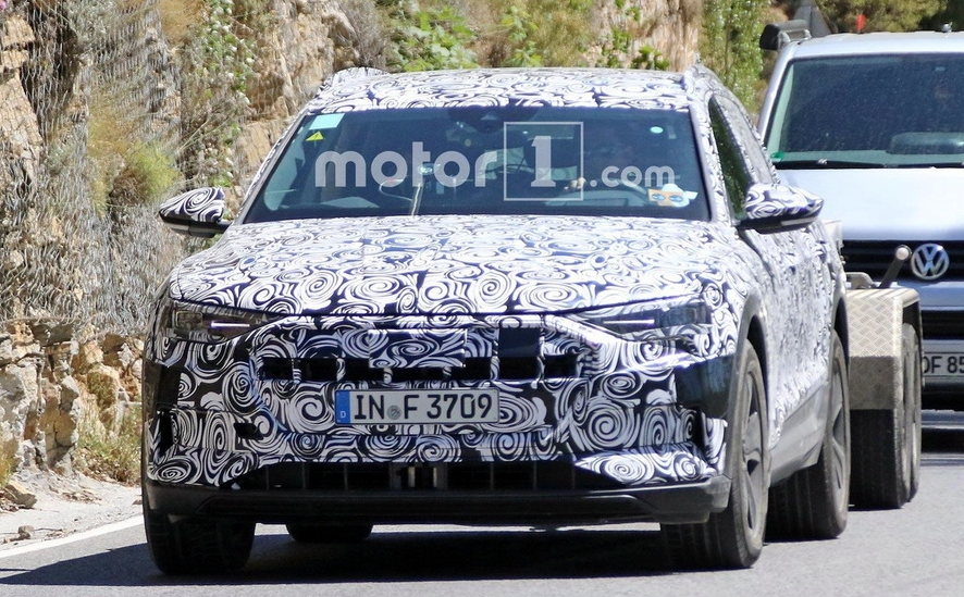 自家的戰(zhàn)爭！奧迪e-tron quattro正面突擊Q5與Q7，將于2018年上市！-鋒巢網(wǎng)