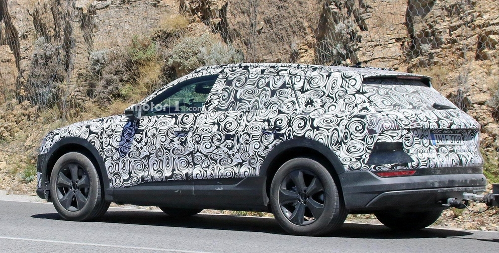 自家的戰(zhàn)爭！奧迪e-tron quattro正面突擊Q5與Q7，將于2018年上市！-鋒巢網(wǎng)