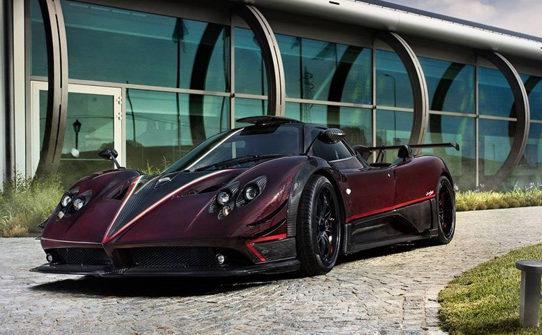 奔跑的“昆蟲”:帕加尼定制版—Zonda Fantasma Evo兇狠登場-鋒巢網(wǎng)