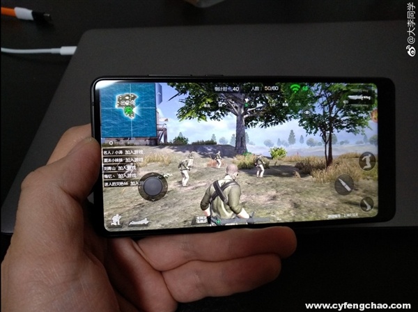 小米MIX 2“吃雞”畫面流出 將于本月30日召開游戲發(fā)布會-鋒巢網(wǎng)