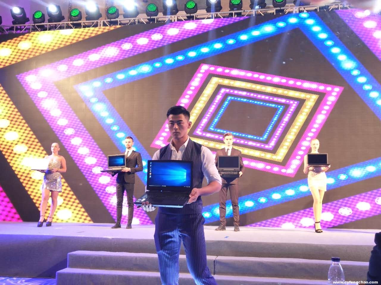 玩家福音：頂配雙顯卡 GX10-CP7，神舟發(fā)超級戰(zhàn)神游戲本-鋒巢網(wǎng)