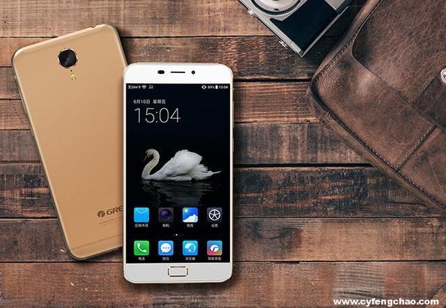 你的手機(jī)敢摔嗎？倒貼都無(wú)人敢要？？-鋒巢網(wǎng)