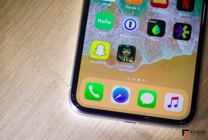 火爆銷售難以持續(xù) iPhone X成蘋果衰落的起點(diǎn)-鋒巢網(wǎng)