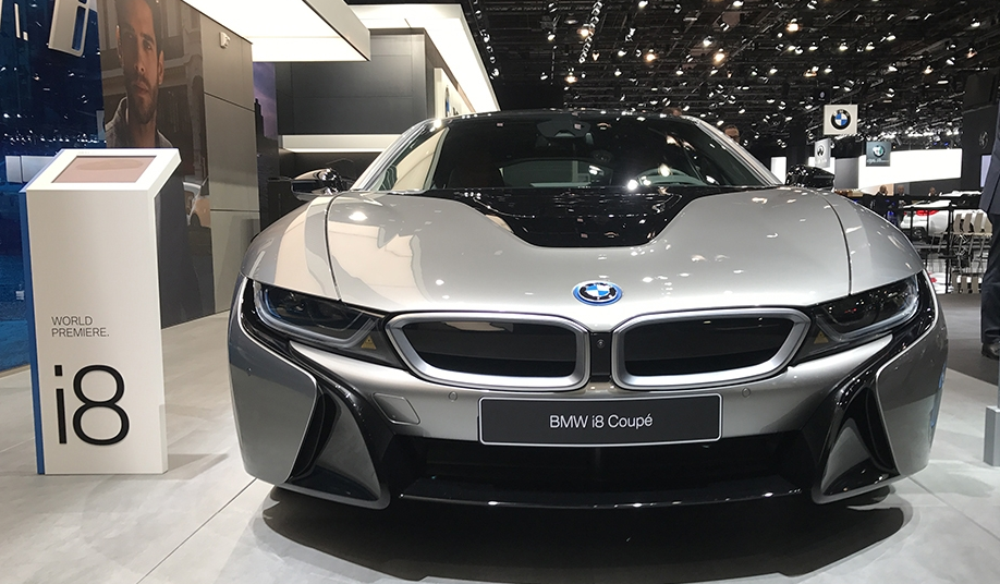 經(jīng)典的延續(xù)：新款寶馬i8 Coupe亮相北美車展-鋒巢網(wǎng)