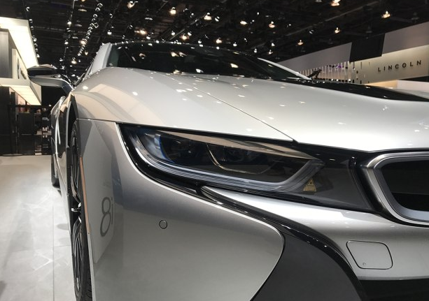 經(jīng)典的延續(xù)：新款寶馬i8 Coupe亮相北美車展-鋒巢網(wǎng)