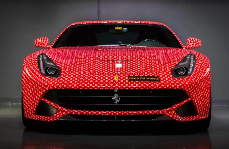 迪拜富二代出售法拉利 F12 Supreme x Louis Vuitton定制跑車-鋒巢網(wǎng)