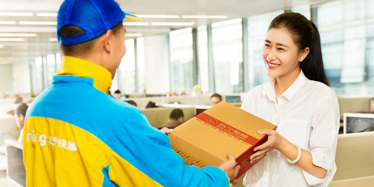 不僅要快更要準(zhǔn)！全國百萬人都“力挺”蘇寧物流這項(xiàng)服務(wù)-鋒巢網(wǎng)