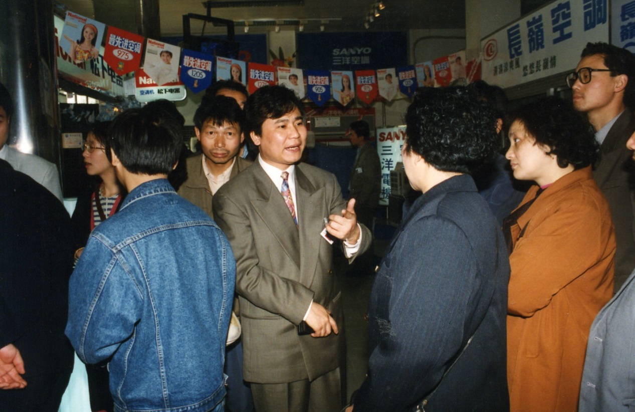 相隔28年，張近東為何為他寫下一封溫情書信？-鋒巢網(wǎng)