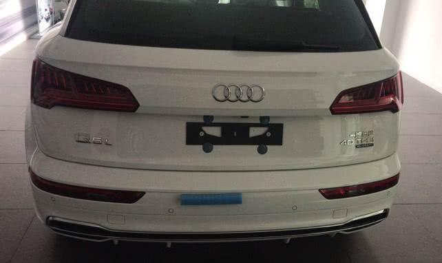 18款?yuàn)W迪Q5到店，售價(jià)曝光，網(wǎng)友：這售價(jià)能把奔馳寶馬打趴下-鋒巢網(wǎng)