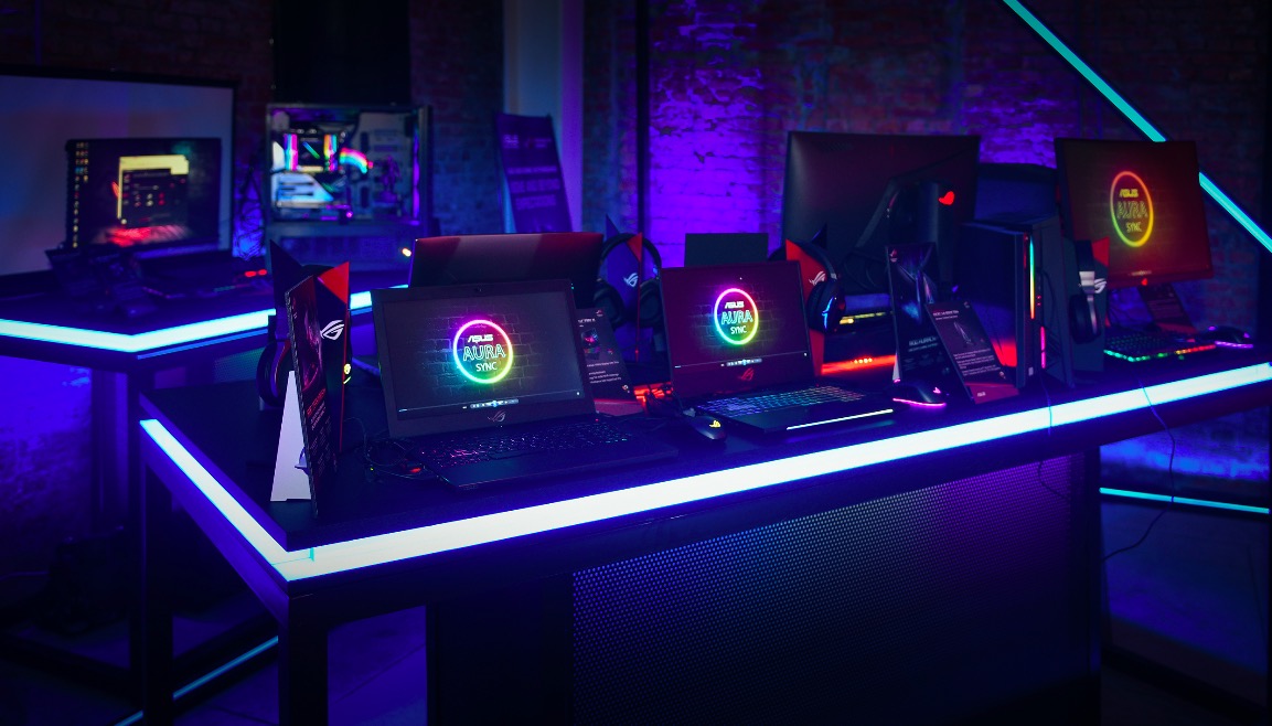 專(zhuān)為FPS和MOBA打造：華碩發(fā)布ROG槍神II和ROG魔霸II電游筆記本-鋒巢網(wǎng)