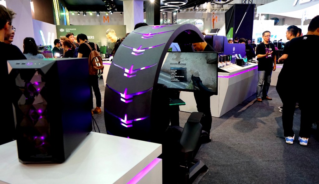 鋒巢網(wǎng)圖文直播| 帶你橫掃2018臺(tái)北電腦展-鋒巢網(wǎng)