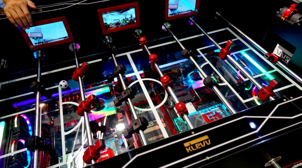 鋒巢網(wǎng)圖文直播| 帶你橫掃2018臺(tái)北電腦展-鋒巢網(wǎng)