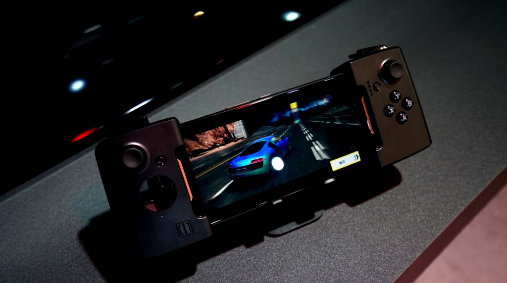 鋒巢網(wǎng)圖文直播| 帶你橫掃2018臺(tái)北電腦展-鋒巢網(wǎng)