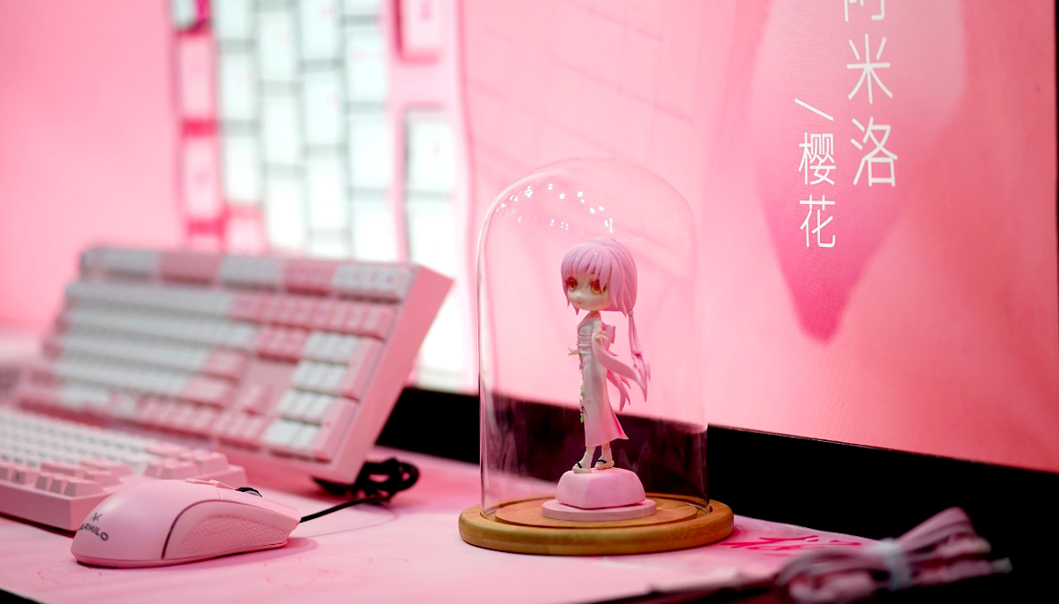 鋒巢網(wǎng)直播| 2018臺北電腦展：只為勇者而生 華碩ROG&靈耀X新品發(fā)布會直播-鋒巢網(wǎng)