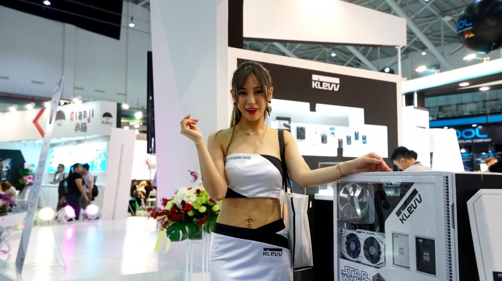 鋒巢網(wǎng)圖文直播| 帶你橫掃2018臺(tái)北電腦展-鋒巢網(wǎng)