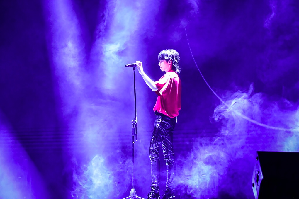 2400萬AI純粹美拍，三星做出了一款年輕人都愛的智能手機-鋒巢網(wǎng)