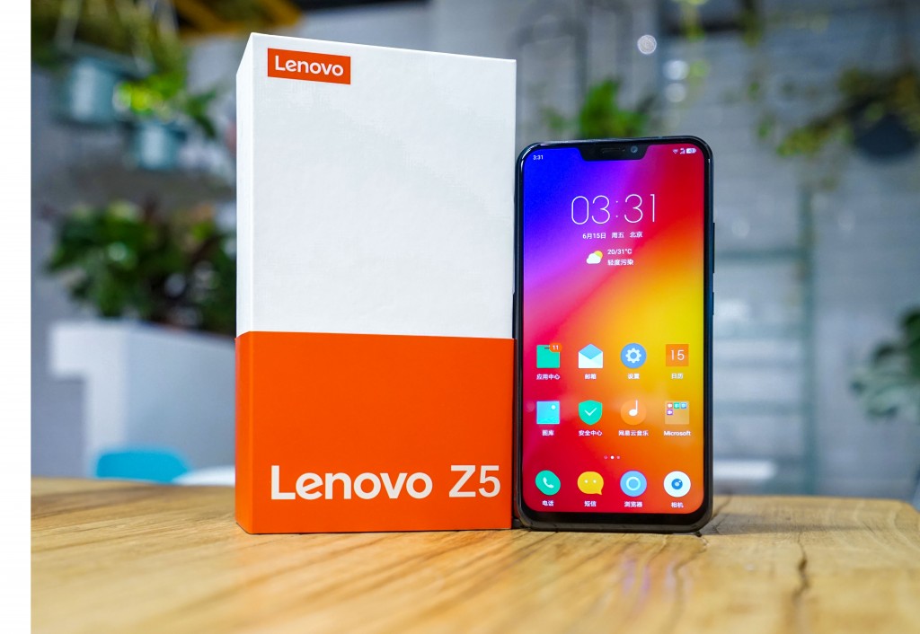“全面屏暴利終結(jié)者”聯(lián)想Z5深度評測-鋒巢網(wǎng)