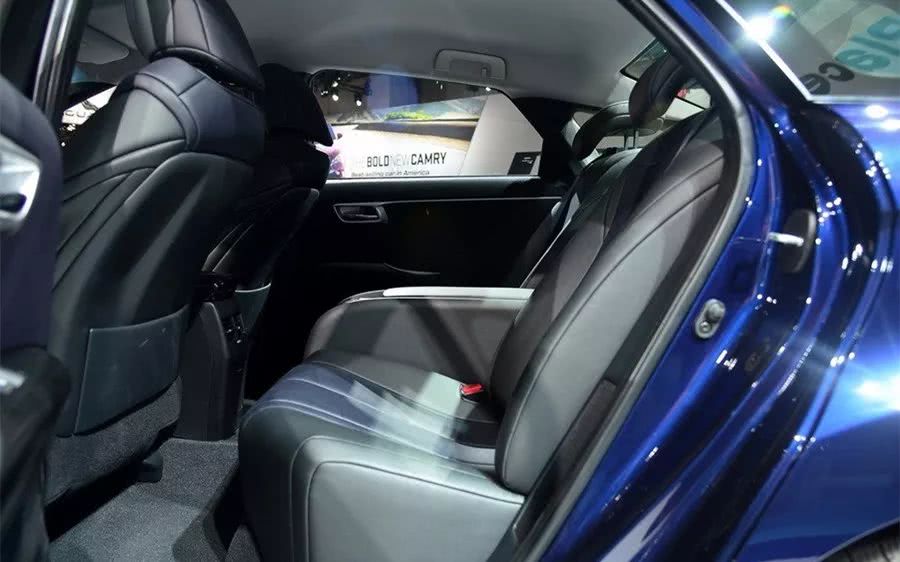 豐田的Mirai不燒一滴油不耗一度電？-鋒巢網(wǎng)