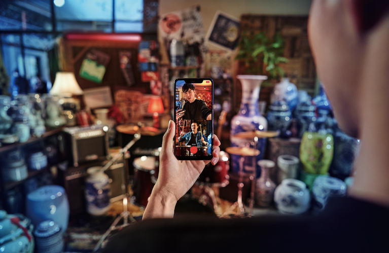 專為亞洲人膚色設(shè)計(jì) 諾基亞 X5 新品手機(jī)浪漫來(lái)襲-鋒巢網(wǎng)