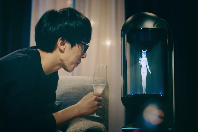 不再寂寞空虛冷 LINE子公司Gatebox發(fā)布虛擬AI-鋒巢網(wǎng)