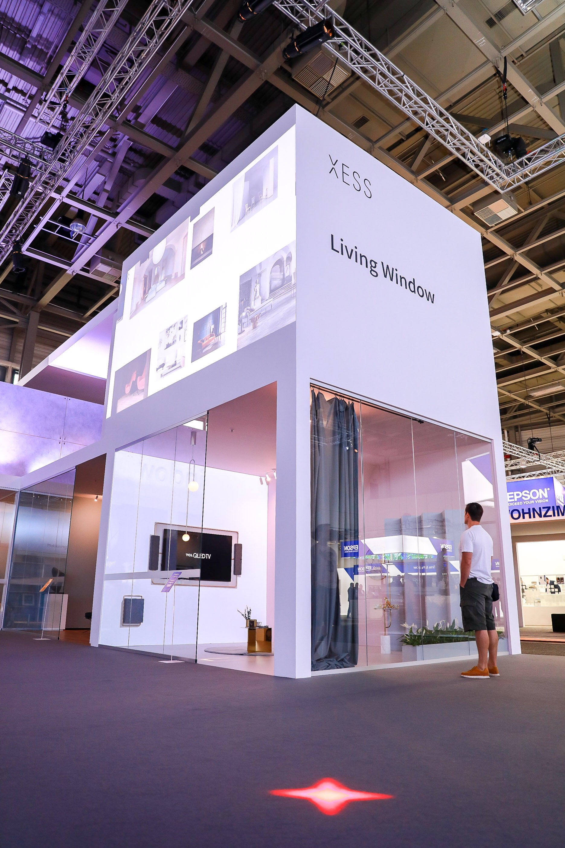 【德國(guó)IFA2018 鋒巢網(wǎng)直擊】TCL電視時(shí)尚匠心設(shè)計(jì) 引發(fā)國(guó)內(nèi)外媒體熱議-鋒巢網(wǎng)