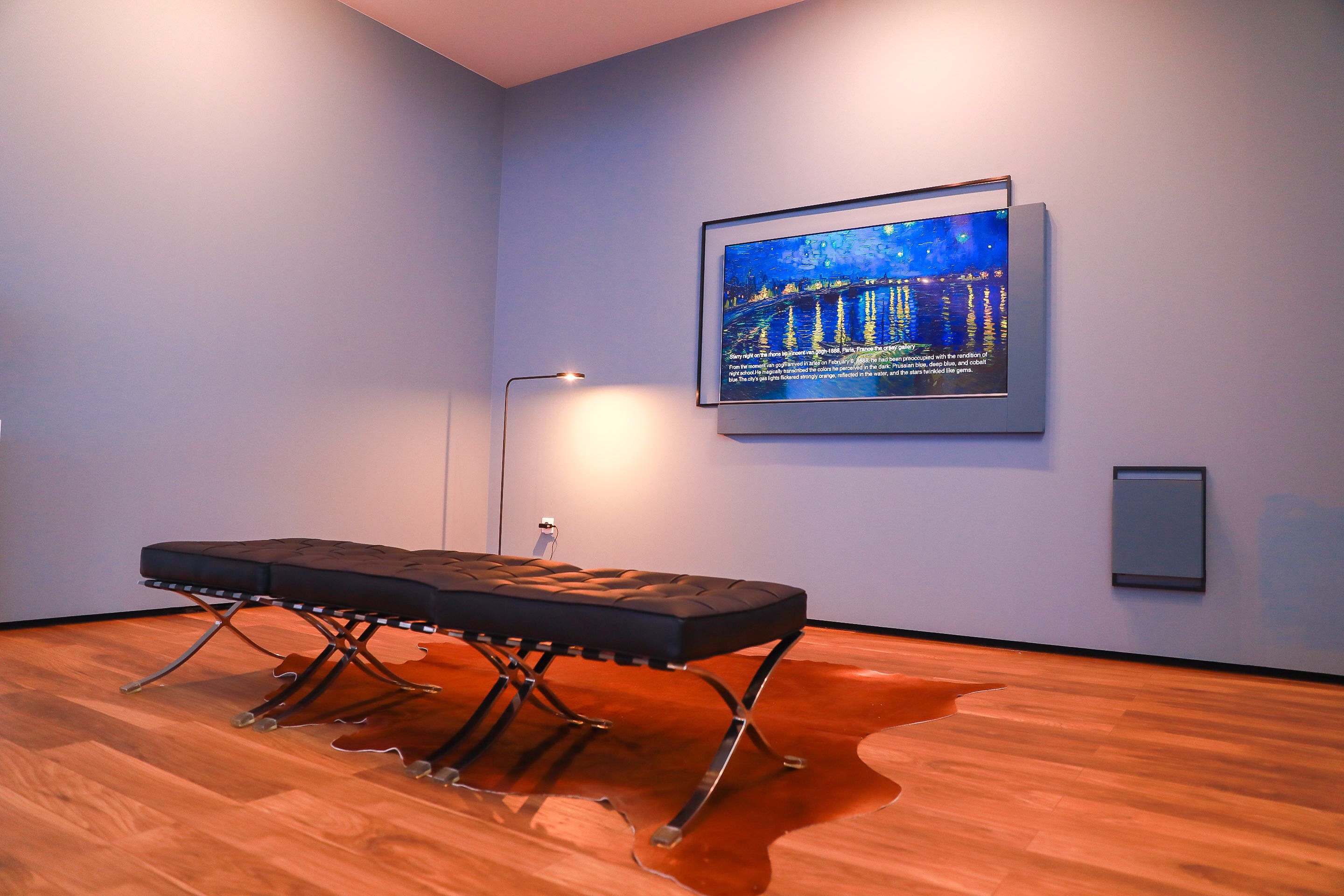 【德國(guó)IFA2018 鋒巢網(wǎng)直擊】TCL電視時(shí)尚匠心設(shè)計(jì) 引發(fā)國(guó)內(nèi)外媒體熱議-鋒巢網(wǎng)