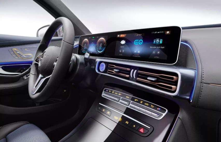 奔馳首款SUV電動(dòng)汽車 EQC 問世-鋒巢網(wǎng)