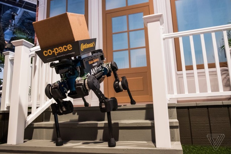 機器狗是我們見過的最奇怪的包裹遞送系統(tǒng)-鋒巢網(wǎng)