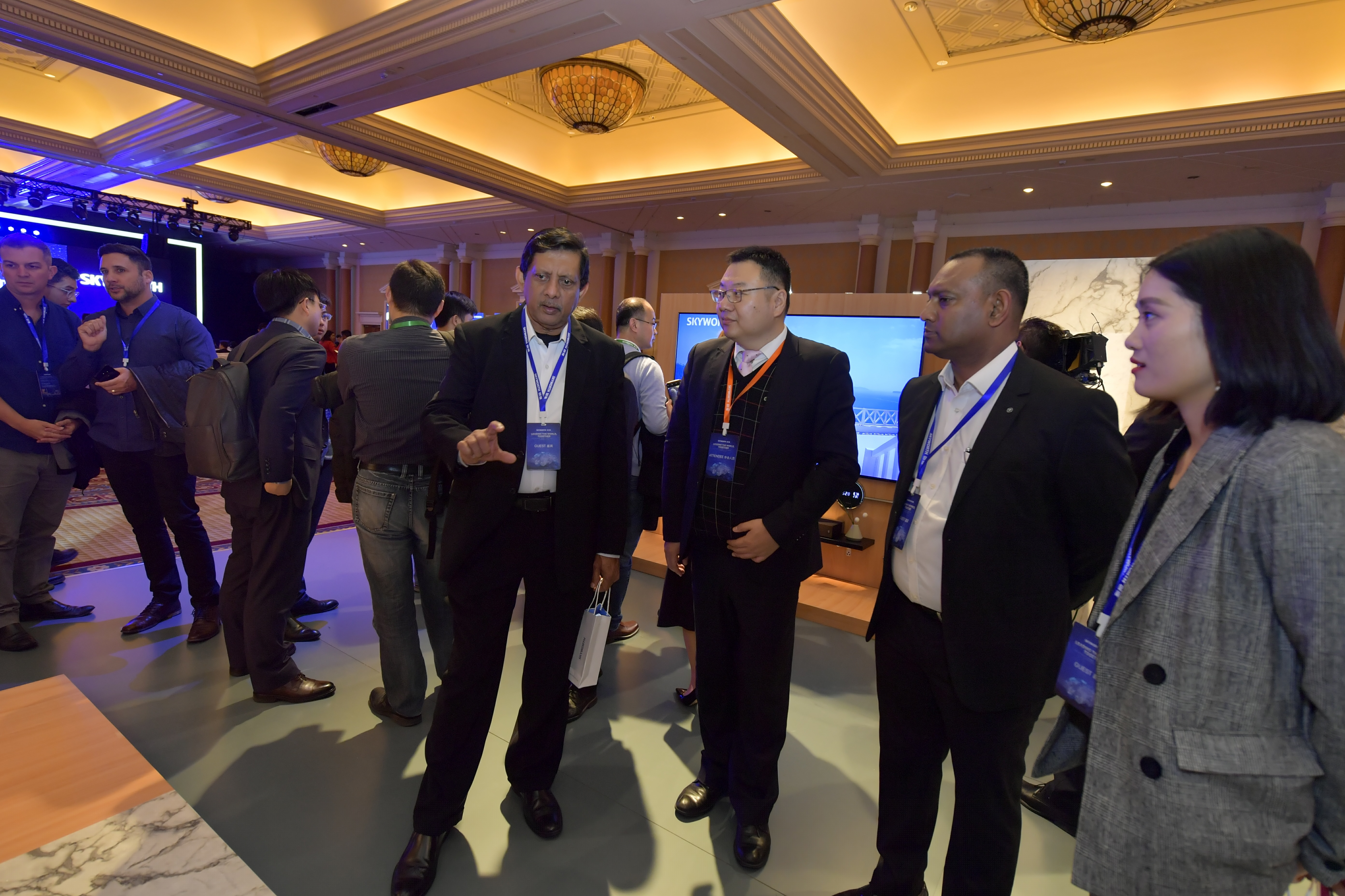 創(chuàng)維全球發(fā)布會，從征服中國到引領(lǐng)世界-鋒巢網(wǎng)