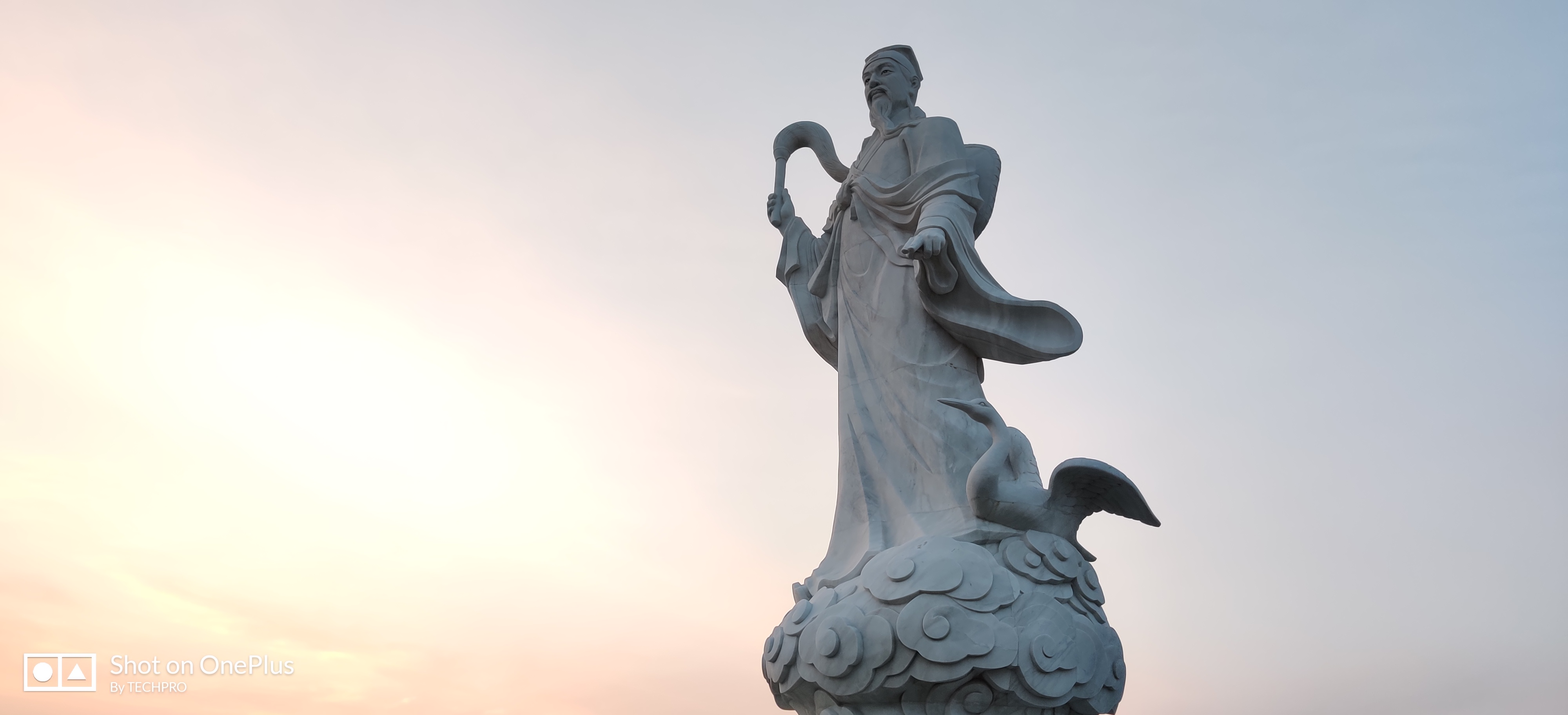 「KO眾生」一加7真實力酷感體驗-鋒巢網(wǎng)