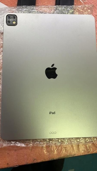 這可能是蘋果新的三攝像頭iPad Pro-鋒巢網(wǎng)