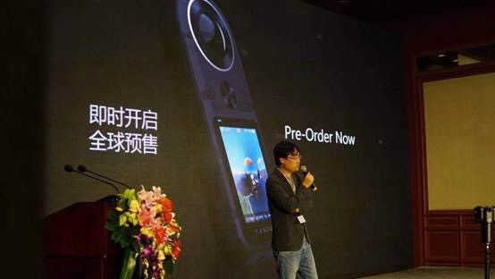 全球首款8K口袋全景相機，3998元蠻香-鋒巢網(wǎng)