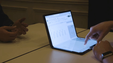 英特爾的馬蹄形彎曲概念著眼于可折疊個人電腦的未來-鋒巢網(wǎng)