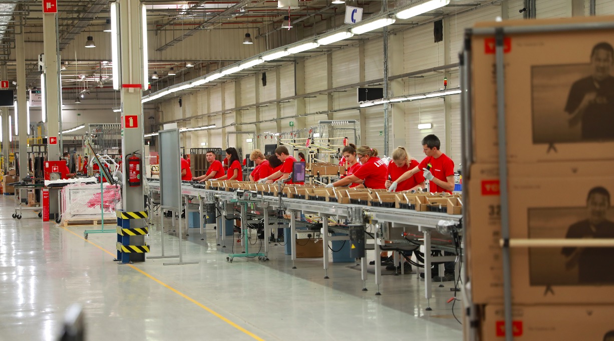 實力狙擊疫情，TCL電子2019年銷量創(chuàng)新高-鋒巢網(wǎng)