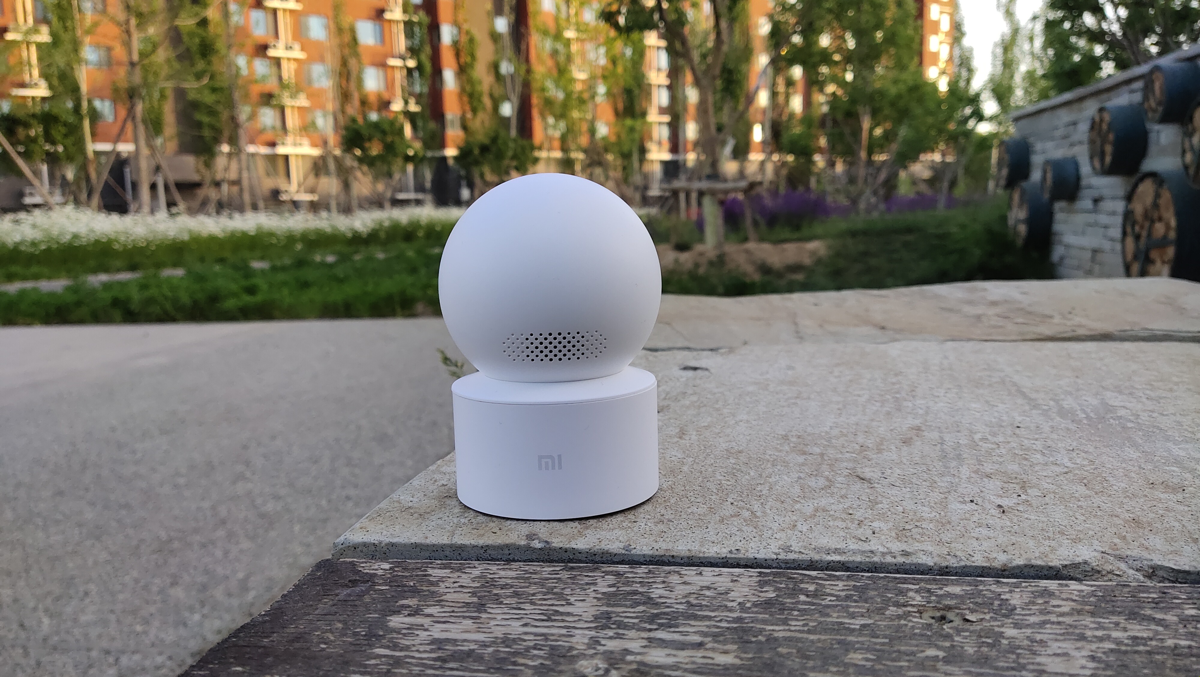 守護(hù)神家中坐！小米智能攝像機(jī)云臺(tái)版SE體驗(yàn)-鋒巢網(wǎng)