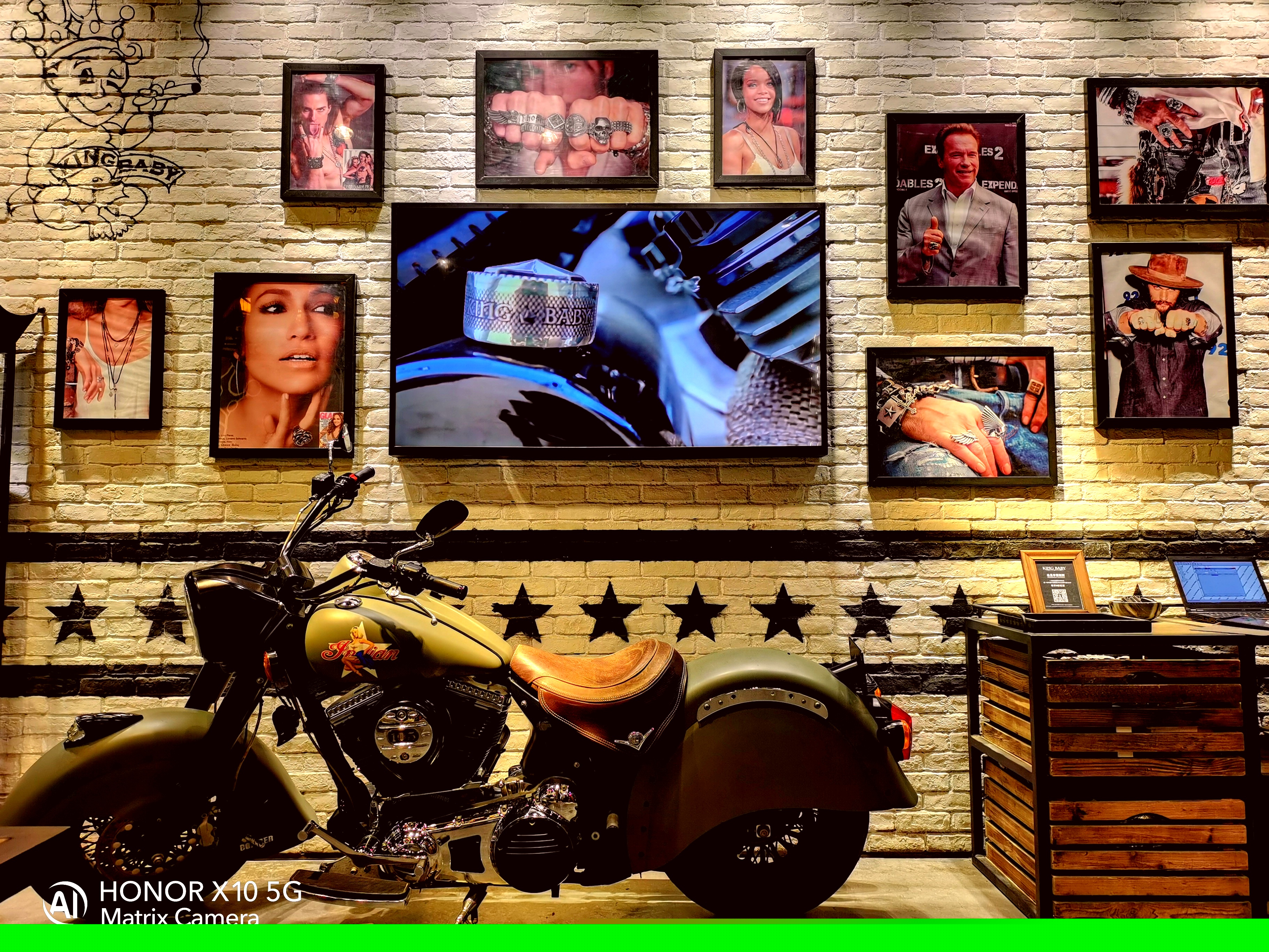 榮耀X10抑制炫光細節(jié)真實：4000萬RYYB高感光夜拍體驗-鋒巢網(wǎng)